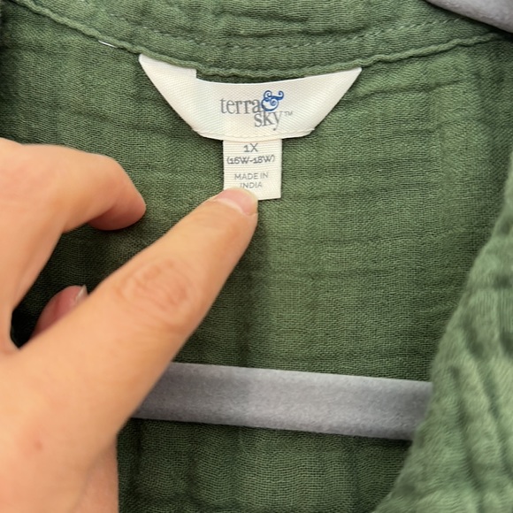 Olive Green Gauzy Cotton Sleeveless Shirt Size 1x - Picture 2 of 2